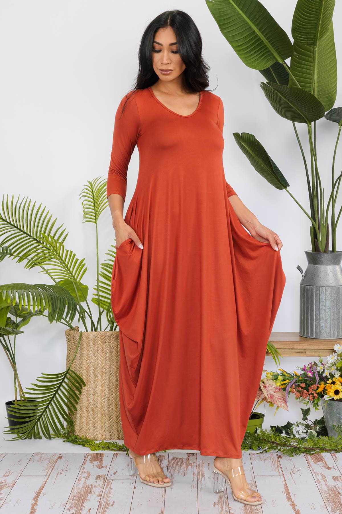 Solid 3/4 Sleeve Maxi Dress