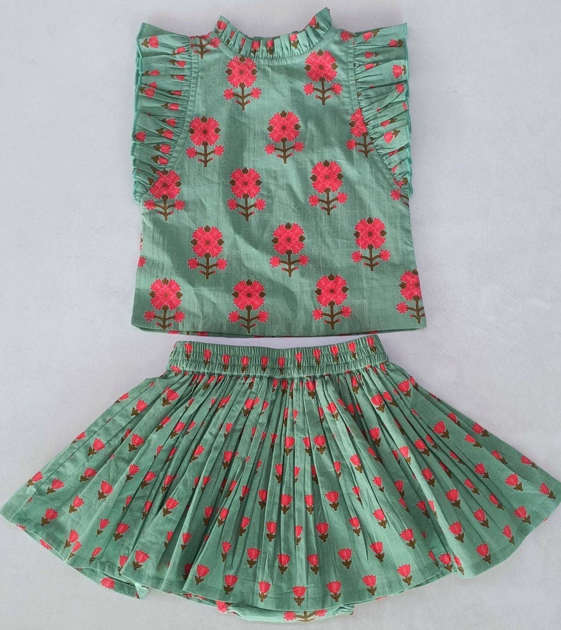 Green Floral Neck Ruffle Top & Skorts Set