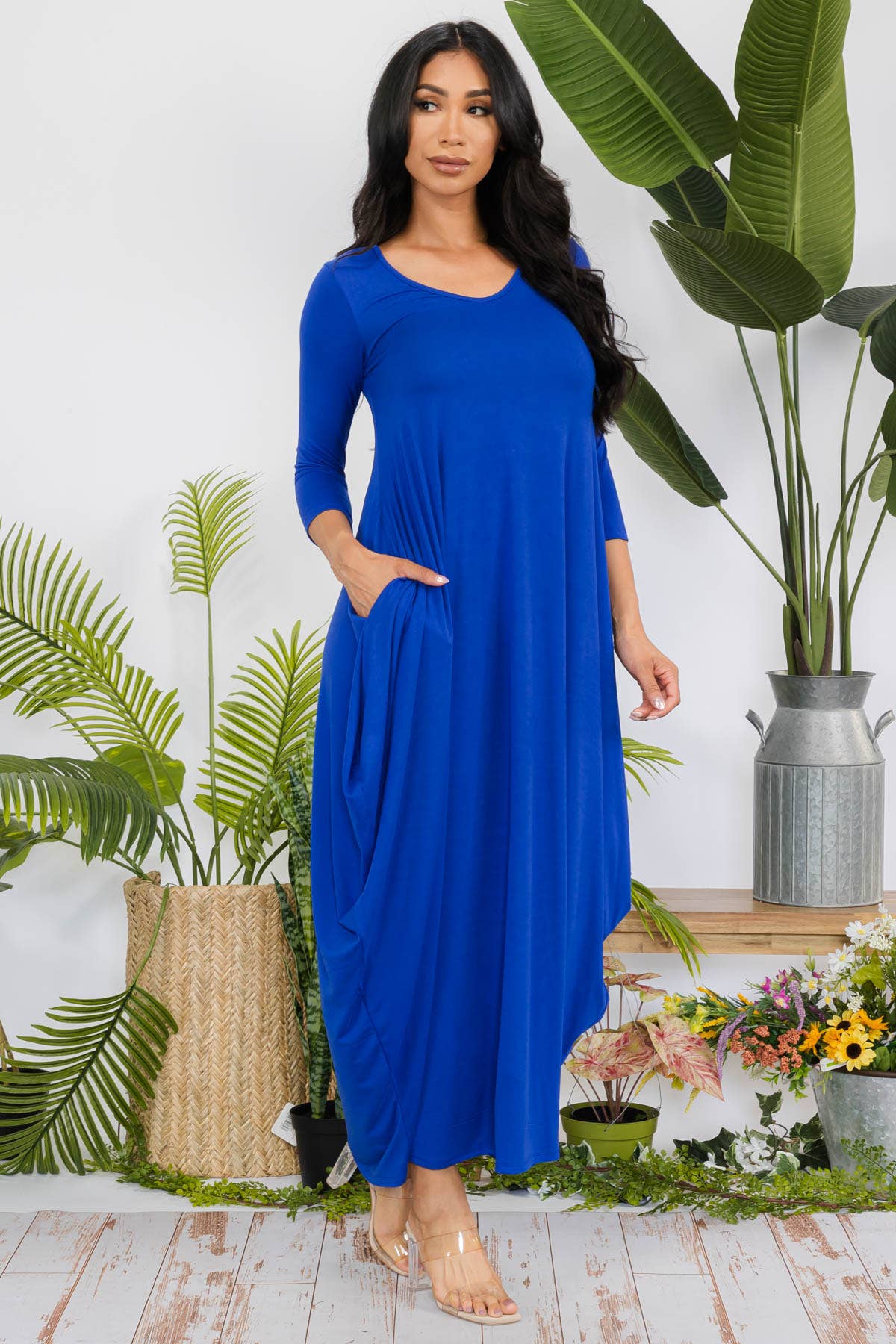Solid 3/4 Sleeve Maxi Dress
