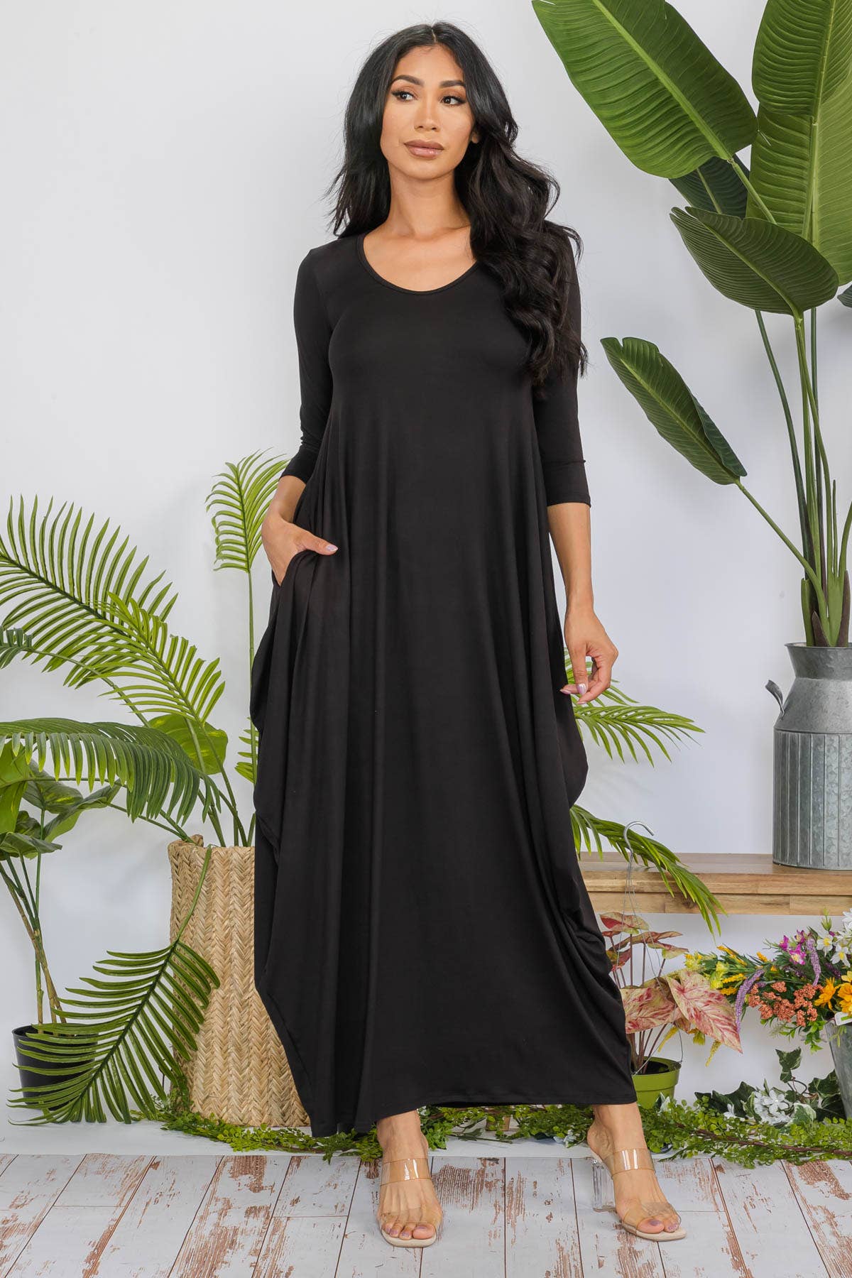Solid 3/4 Sleeve Maxi Dress